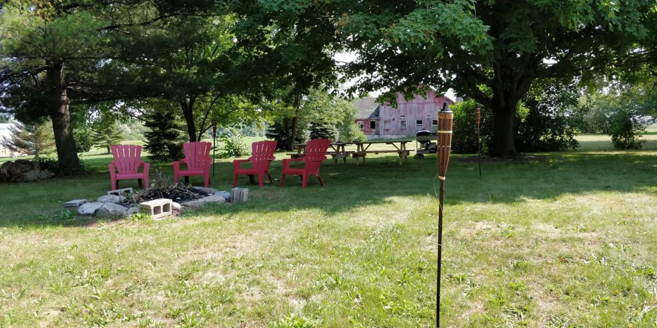 Becker's Private Studio 2 Queen Beds, 1 Futon with a Great Back Yard! Auburn Buitenkant foto